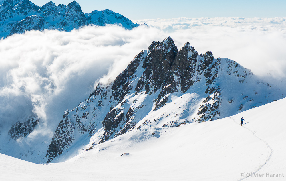 Seuls au dessus des nuages.