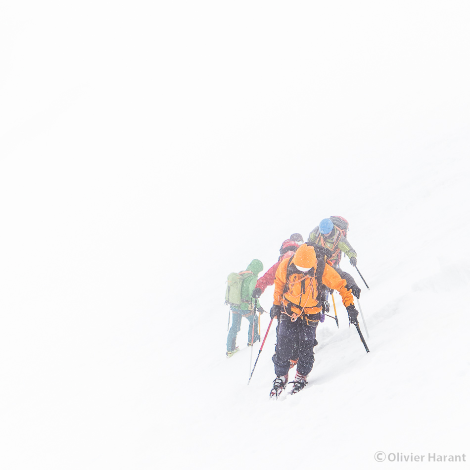 Leaving the skis for a there-and-back to the Brèche de la Lauza