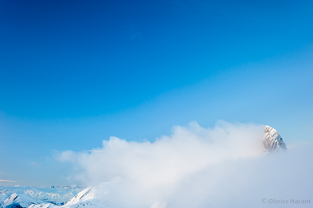 The Pierra Menta reveals itself